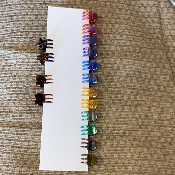 ❤️💛💙💜💚NWOT Brand New 16 Colorful Mini Hair Clips - Picture 4 of 5